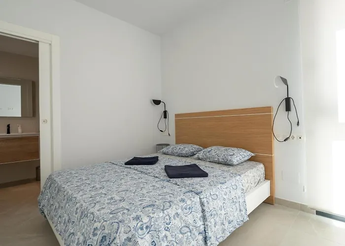 Yourspain S242b Апартаменты *